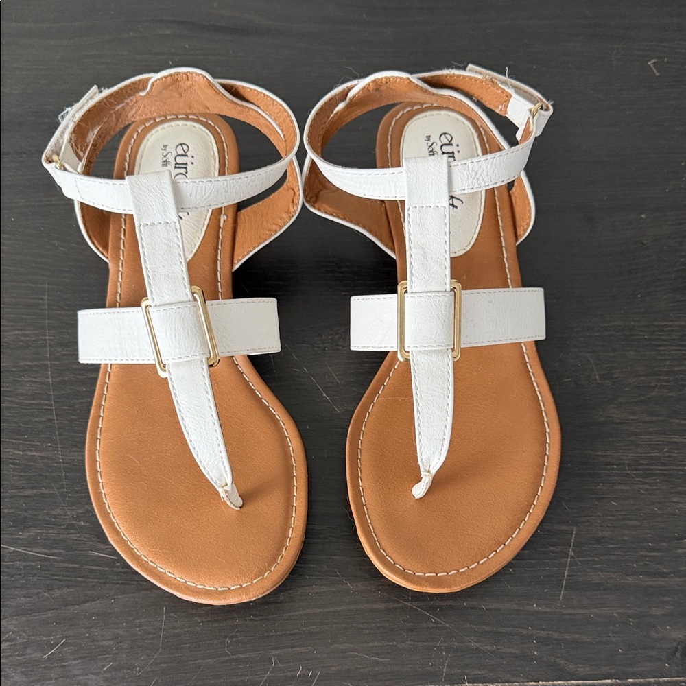 Sofft White T-Strap Sandals